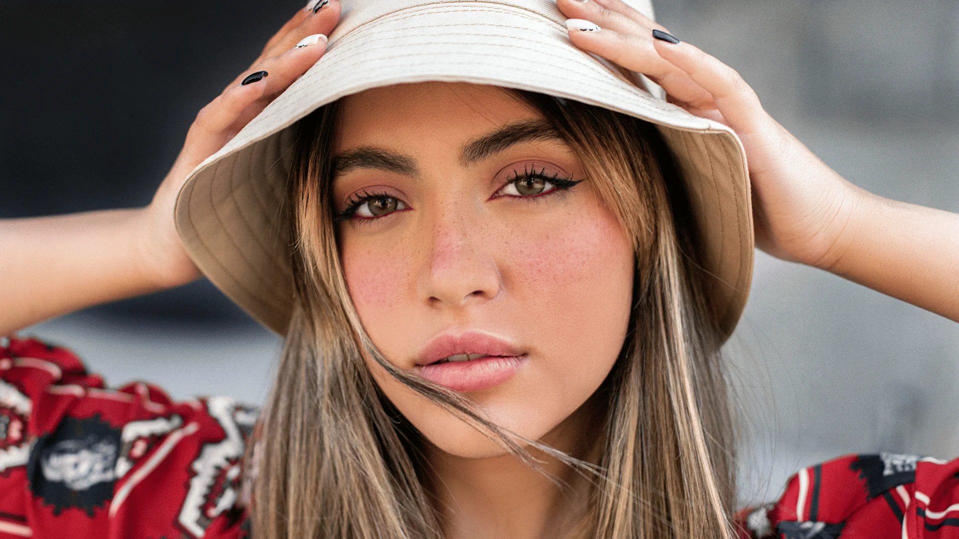 image4 Logo City | From Street Style to Beach Vibes: How Personalised Bucket Hats Are Making a Statement